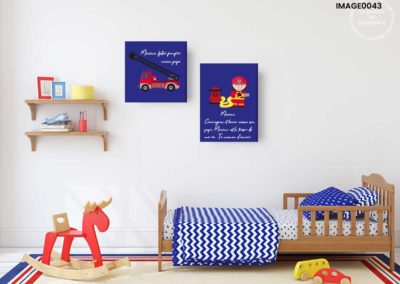 Tableau bleu Klein pompier pour chambre d’enfant